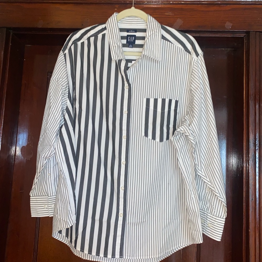 GAP NWT the big shirt mismatched stripes button down